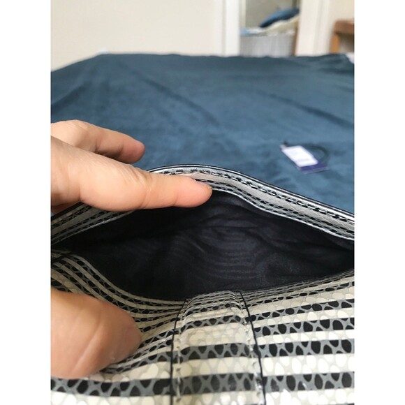 Rebecca Minkoff striped snakeskin print love crossbody wallet on chain - Picture 11 of 12